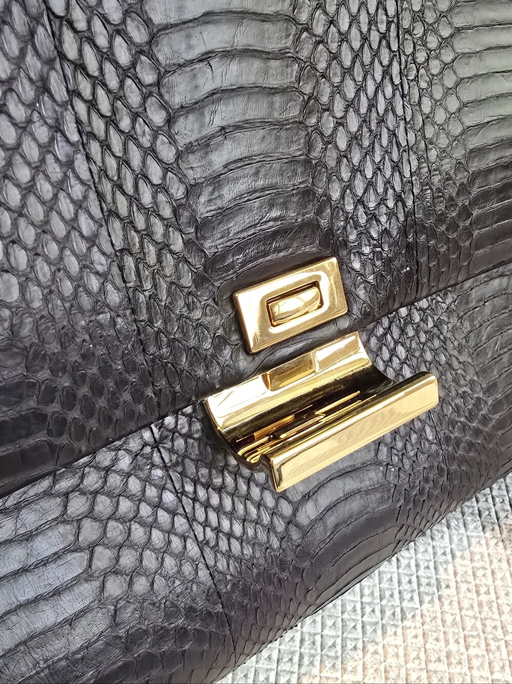 🌟 Salvatore Ferragamo Black Python Leather Bag, New and Authentic - Picture 5 of 16
